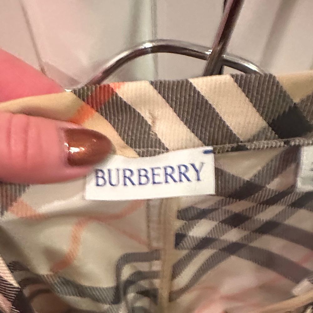 Burberry 100% Silk Beige and Black Checkered Wide-Leg Trousers w/Cuffs - Picture 2 of 5